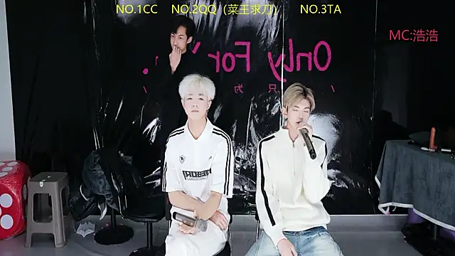 JL-sweetbaby1 online show from April 22, 2026, 11:17 am