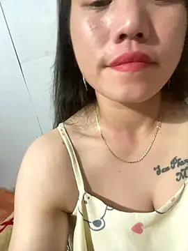 chipp-bong online show from September 14, 2025, 2:28 pm