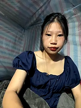 Snapshot of Mollie_jane chatting on October 27, 2025, 3:51 am Mollie jane online show from October 27, 2025, 3:51 am