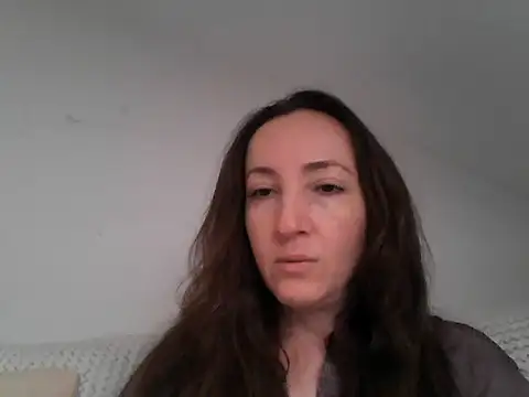 Valessya online show from May 13, 2026, 2:02 pm