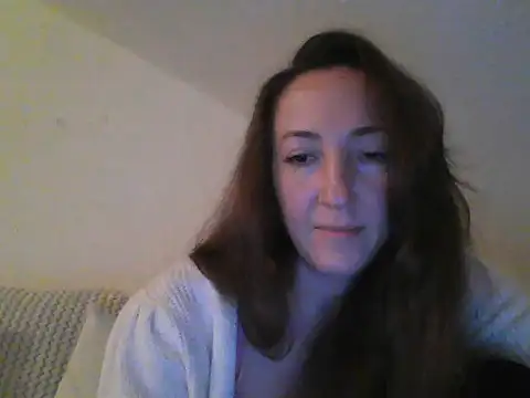 Valessya online show from May 8, 2026, 7:39 pm