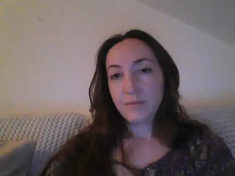 Valessya online show from May 10, 2026, 7:16 pm