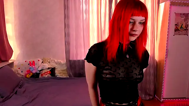 Margot Berry online show from September 16, 2025, 2:07 pm