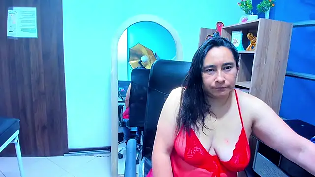 LeilaSmith  online show from June 16, 2026, 10:59 am