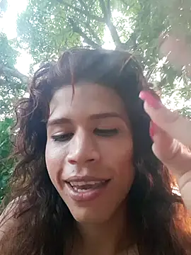 kiimferv online show from November 9, 2025, 10:25 pm