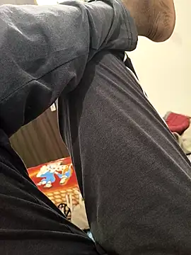 Snapshot of Chanderi19 chatting on November 30, 2025, 2:29 pm Chanderi19 online show from November 30, 2025, 2:29 pm