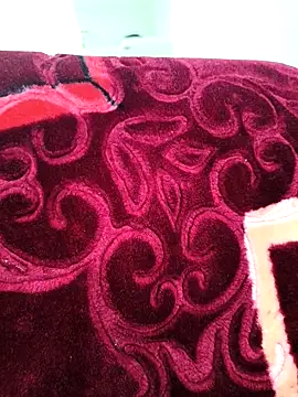 Snapshot of Chanderi19 chatting on December 14, 2025, 3:39 pm Chanderi19 online show from December 14, 2025, 3:39 pm