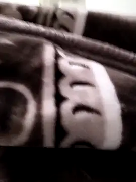 Snapshot of Chanderi19 chatting on November 18, 2025, 5:49 pm Chanderi19 online show from November 18, 2025, 5:49 pm