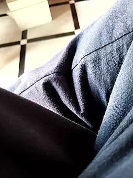 Snapshot of Chanderi19 chatting on January 17, 2026, 9:46 am Chanderi19 online show from January 17, 2026, 9:46 am