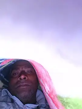 Snapshot of Chanderi19 chatting on April 9, 2026, 5:08 pm Chanderi19 online show from April 9, 2026, 5:08 pm