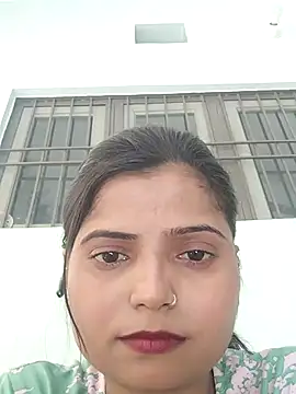 Hot-Pooja25 online show from April 13, 2026, 8:51 am