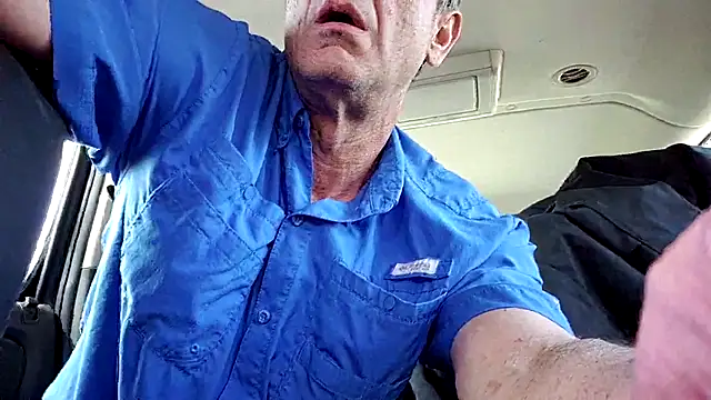 Snapshot of Mickelangello75 chatting on March 31, 2026, 8:55 pm Mickelangello75 online show from March 31, 2026, 8:55 pm