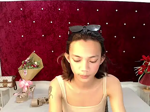 Snapshot of XxMissBEAUTYFULLxX chatting on September 17, 2025, 5:31 am XxMissBEAUTYFULLxX online show from September 17, 2025, 5:31 am