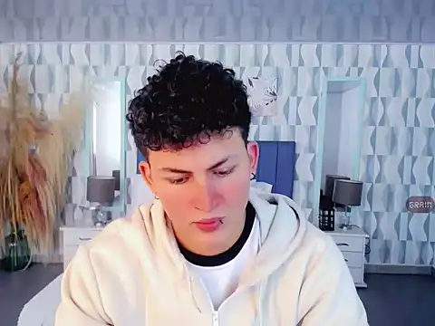 Axel savage online show from October 24, 2025, 12:04 pm