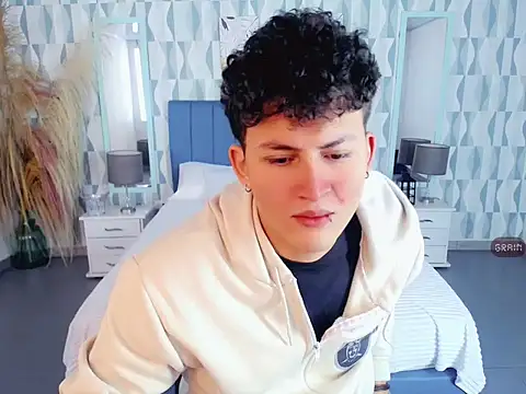 Axel savage online show from October 29, 2025, 12:04 pm