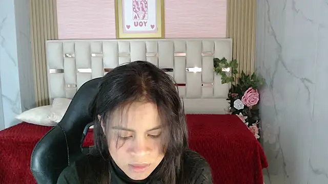 Snapshot of catalina5_s chatting on March 19, 2026, 3:06 am catalina5 s online show from March 19, 2026, 3:06 am