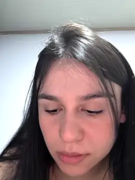 Snapshot of Daniela-rosee chatting on February 1, 2026, 11:03 pm Daniela-rosee online show from February 1, 2026, 11:03 pm