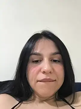Snapshot of Daniela-rosee chatting on May 15, 2026, 11:36 pm Daniela-rosee online show from May 15, 2026, 11:36 pm