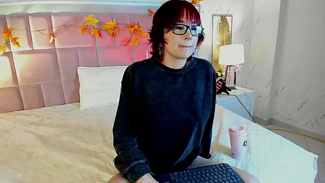 Snapshot of RobinBennett chatting on February 8, 2026, 8:17 pm RobinBennett online show from February 8, 2026, 8:17 pm