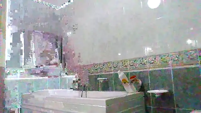 Astrid3 online show from November 5, 2025, 8:23 pm