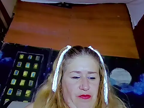 Snapshot of Effata30 chatting on November 26, 2025, 6:08 pm Effata30 online show from November 26, 2025, 6:08 pm