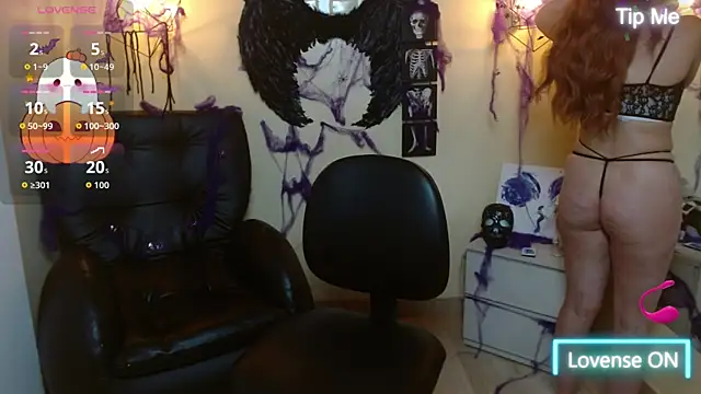 Snapshot of Bom_BomXX chatting on October 21, 2025, 11:26 pm Bom BomXX online show from October 21, 2025, 11:26 pm