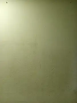 Mia2xsmith online show from April 8, 2026, 10:44 pm