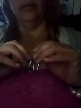 ROOMIINA online show from October 19, 2025, 9:17 pm