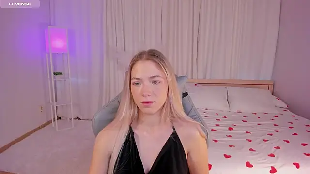 Susan Mimi online show from October 15, 2025, 1:48 am