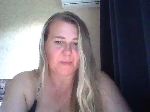 Solinaa online show from July 4, 2026, 4:33 pm