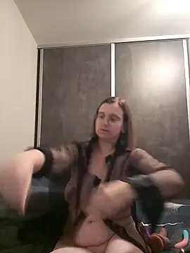 glam5457 online show from November 13, 2025, 8:57 pm