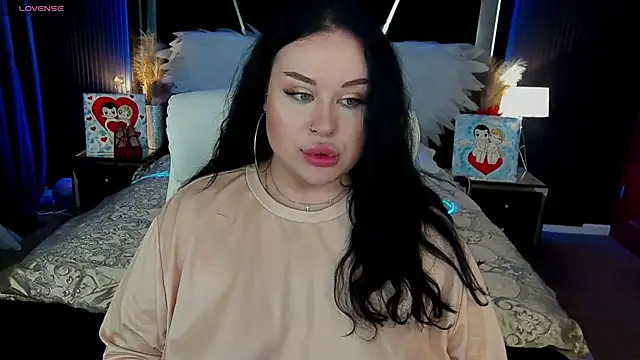 SerahMirabeli online show from March 25, 2026, 7:57 pm