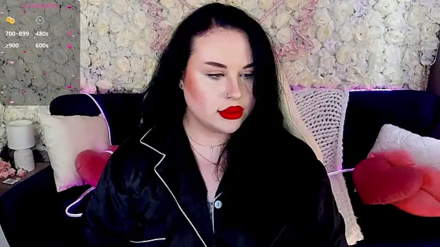 SerahMirabeli online show from April 11, 2026, 2:10 pm