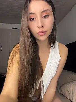 Viithoney online show from December 23, 2025, 5:18 am