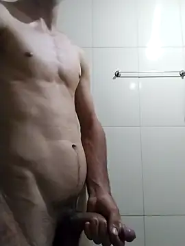 Max novato online show from April 13, 2026, 10:14 pm