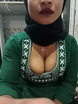 Snapshot of Itz_Mayra_ chatting on November 22, 2025, 7:07 am Itz Mayra online show from November 22, 2025, 7:07 am