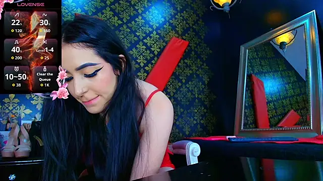 elinne hendrix  online show from November 4, 2025, 1:04 pm