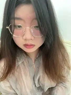 Snapshot of xxwang20 chatting on October 18, 2025, 1:02 pm xxwang20 online show from October 18, 2025, 1:02 pm