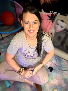 shortywidaphatty online show from May 28, 2026, 10:22 am