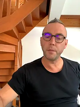 Snapshot of Marronglace1 chatting on October 21, 2025, 11:31 am Marronglace1 online show from October 21, 2025, 11:31 am