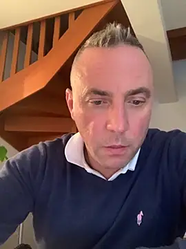 Snapshot of Marronglace1 chatting on November 10, 2025, 3:28 pm Marronglace1 online show from November 10, 2025, 3:28 pm