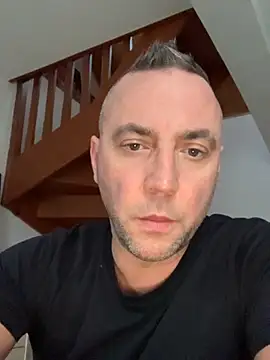 Snapshot of Marronglace1 chatting on December 3, 2025, 3:22 pm Marronglace1 online show from December 3, 2025, 3:22 pm