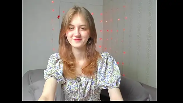 Snapshot of dreamy_pollyyy chatting on April 19, 2026, 4:19 pm dreamy pollyyy online show from April 19, 2026, 4:19 pm