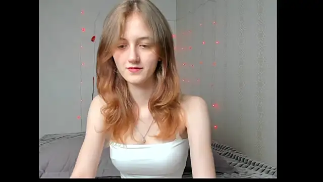 Snapshot of dreamy_pollyyy chatting on May 14, 2026, 7:22 pm dreamy pollyyy online show from May 14, 2026, 7:22 pm