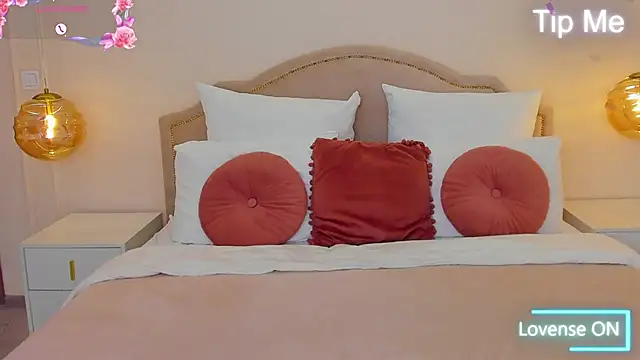 Snapshot of LexiePat chatting on April 7, 2026, 12:18 pm LexiePat online show from April 7, 2026, 12:18 pm