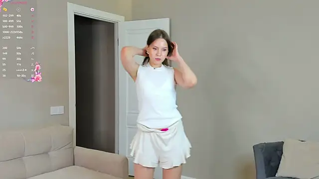 EmelySwickheimer online show from September 23, 2025, 7:10 pm