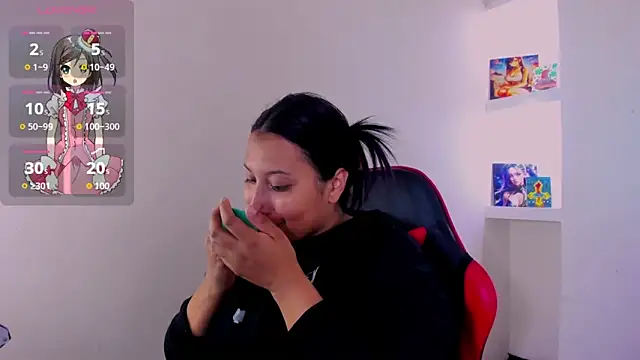 Snapshot of susan_mooree chatting on April 10, 2026, 8:38 pm susan mooree online show from April 10, 2026, 8:38 pm