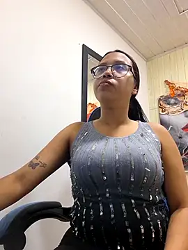 susan mooree online show from November 4, 2025, 6:55 pm