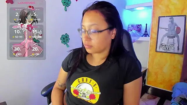 Snapshot of susan_mooree chatting on March 25, 2026, 9:24 pm susan mooree online show from March 25, 2026, 9:24 pm