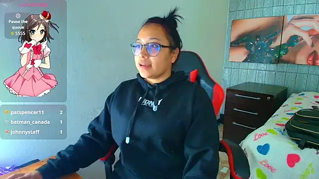 Snapshot of susan_mooree chatting on March 27, 2026, 8:21 pm susan mooree online show from March 27, 2026, 8:21 pm